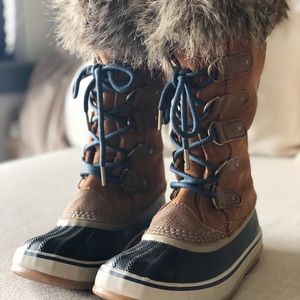 ‘Joan of Arctic’ Waterproof Sorel Snow Boot